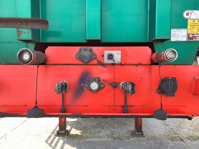 いすゞギガトレーラーヘッド（トラクターヘッド）大型（10t）[写真18]