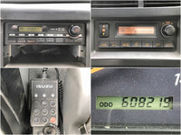 いすゞギガトレーラーヘッド（トラクターヘッド）大型（10t）[写真35]