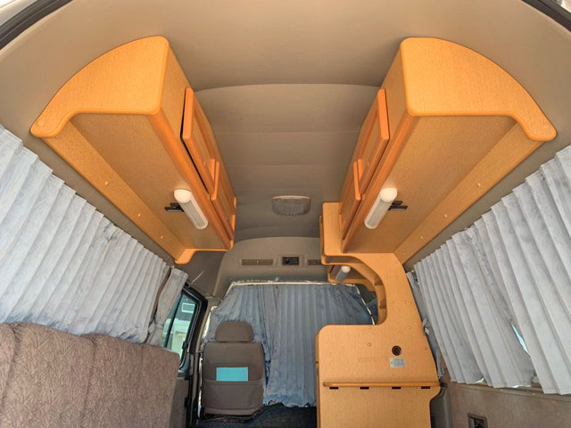 日産キャラバンキャンピングカー小型（2t・3t）[写真11]