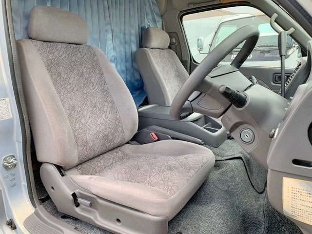日産キャラバンキャンピングカー小型（2t・3t）[写真20]