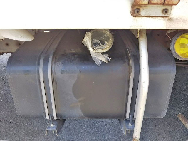 日野レンジャーアルミウイング中型（4t）[写真25]