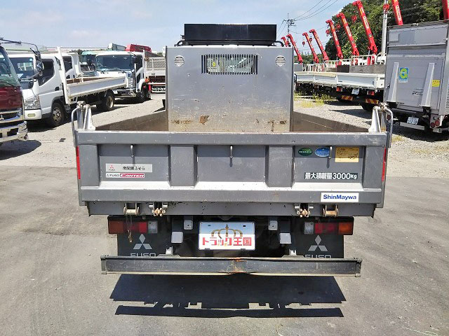 三菱ふそうキャンターダンプ小型（2t・3t）[写真11]