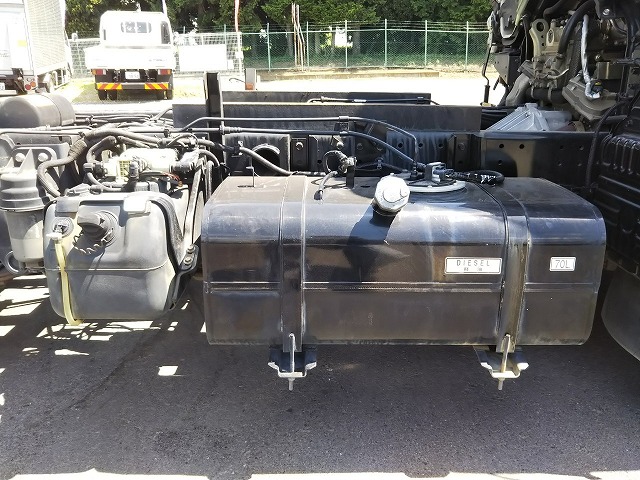 三菱ふそうキャンターダンプ小型（2t・3t）[写真23]