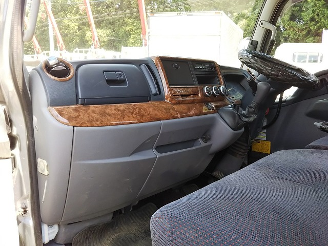 三菱ふそうキャンターダンプ小型（2t・3t）[写真35]