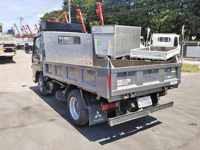 三菱ふそうキャンターダンプ小型（2t・3t）[写真04]