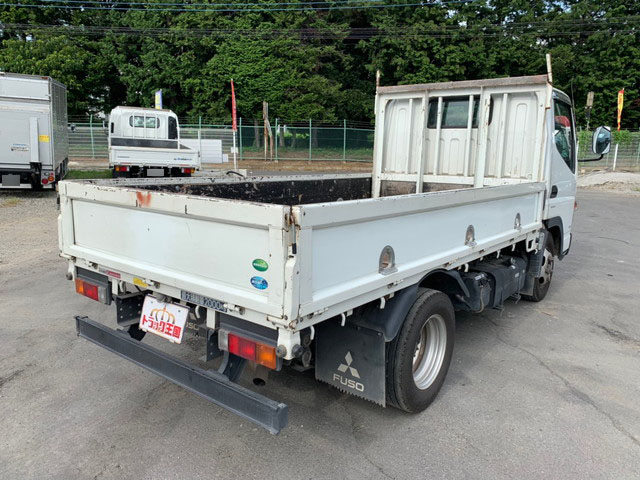 三菱ふそうキャンター平ボディ小型（2t・3t）[写真02]