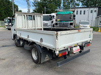 三菱ふそうキャンター平ボディ小型（2t・3t）[写真04]