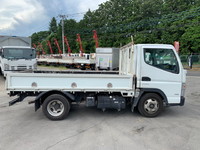 三菱ふそうキャンター平ボディ小型（2t・3t）[写真06]