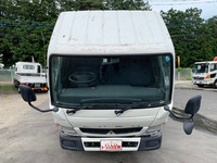 三菱ふそうキャンター平ボディ小型（2t・3t）[写真08]