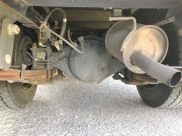 いすゞエルフ平ボディ小型（2t・3t）[写真10]