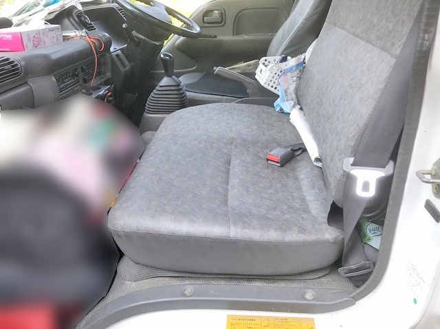 いすゞエルフ平ボディ小型（2t・3t）[写真17]