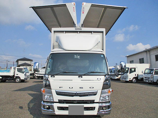 三菱ふそうキャンターアルミウイング小型（2t・3t）[写真10]