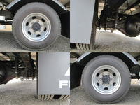 三菱ふそうキャンターアルミウイング小型（2t・3t）[写真17]