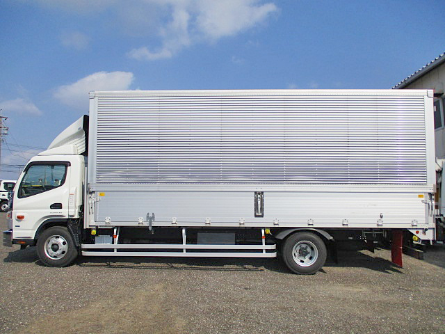 三菱ふそうキャンターアルミウイング小型（2t・3t）[写真07]