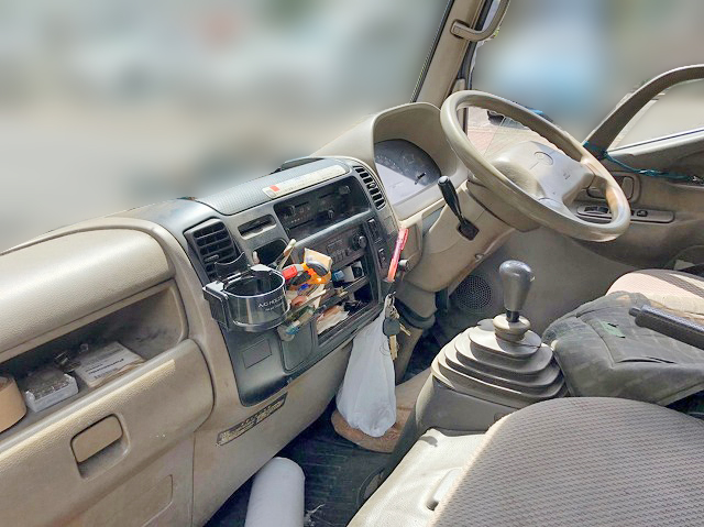 トヨタダイナ平ボディ小型（2t・3t）[写真16]