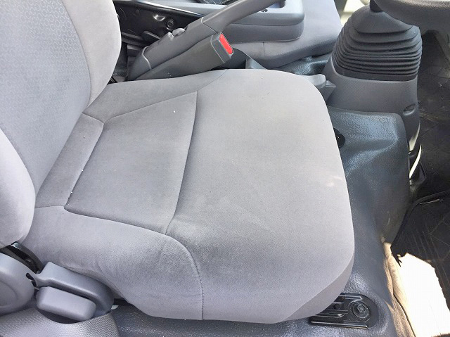 マツダタイタンユニック4段小型（2t・3t）[写真32]