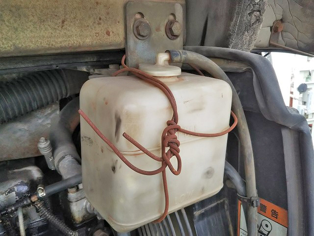 三菱ふそうユンボ（バックホー）[写真14]