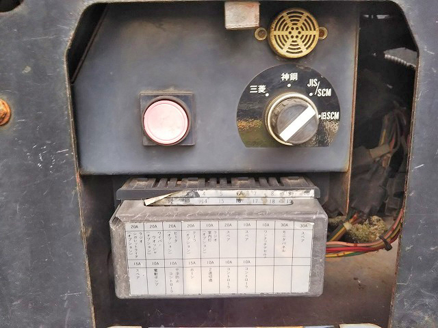 三菱ふそうユンボ（バックホー）[写真15]