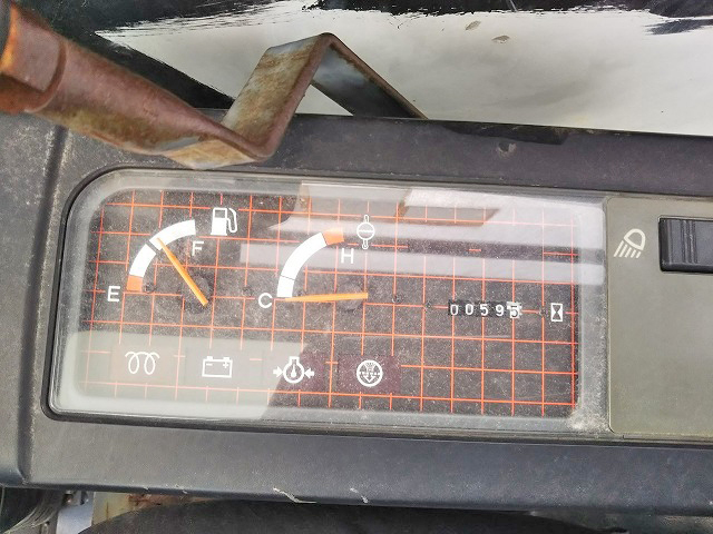 三菱ふそうユンボ（バックホー）[写真19]