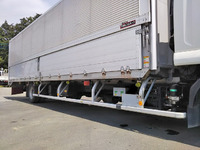 いすゞフォワードアルミウイング中型（4t）[写真17]