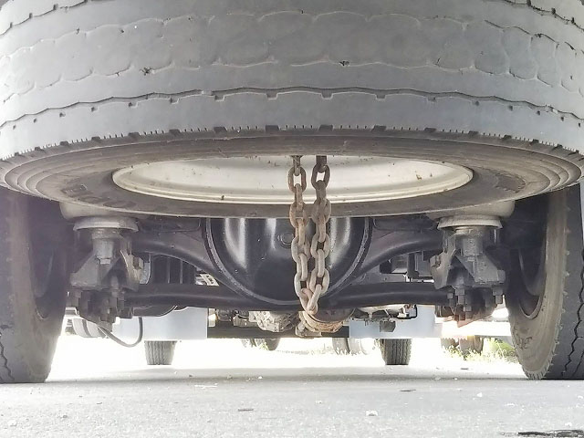 いすゞフォワードアルミウイング中型（4t）[写真19]