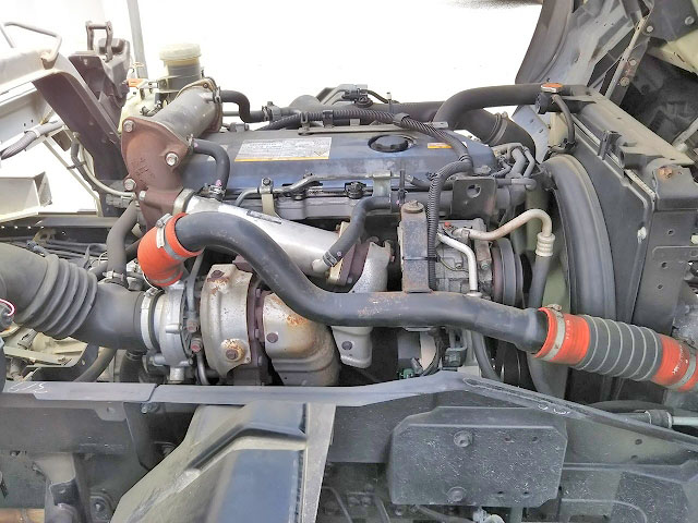 いすゞフォワードアルミウイング中型（4t）[写真26]