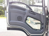 いすゞフォワードアルミウイング中型（4t）[写真28]