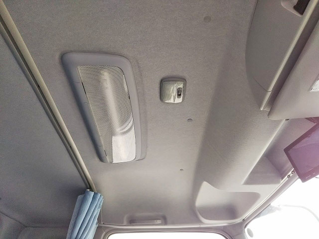 いすゞフォワードアルミウイング中型（4t）[写真32]