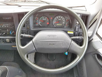 いすゞフォワードアルミウイング中型（4t）[写真38]