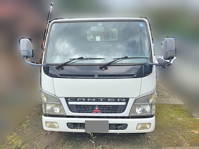 三菱ふそうキャンター平ボディ小型（2t・3t）[写真04]