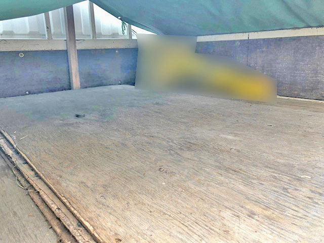 三菱ふそうキャンター平ボディ小型（2t・3t）[写真07]