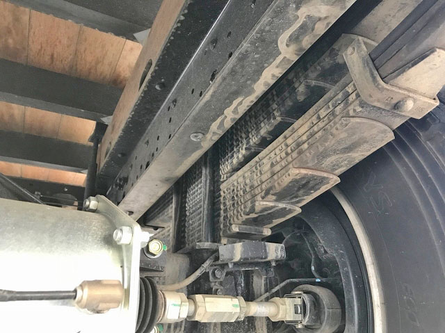 いすゞフォワードクレーン4段増トン（6t・8t）[写真23]