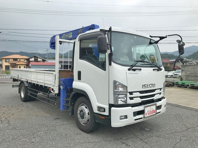 いすゞフォワードクレーン4段増トン（6t・8t）[写真03]