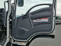 いすゞフォワードクレーン4段増トン（6t・8t）[写真32]