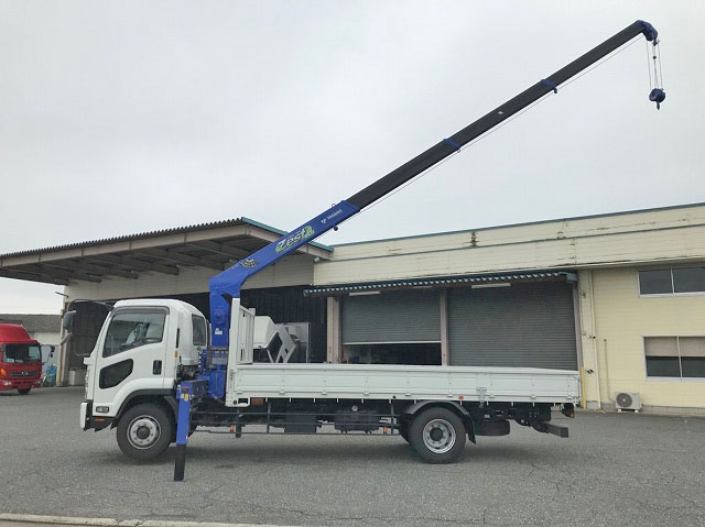 いすゞフォワードクレーン4段増トン（6t・8t）[写真06]