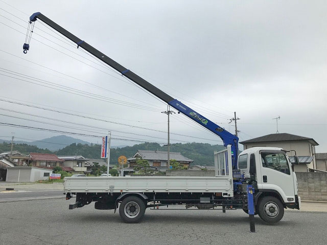 いすゞフォワードクレーン4段増トン（6t・8t）[写真08]