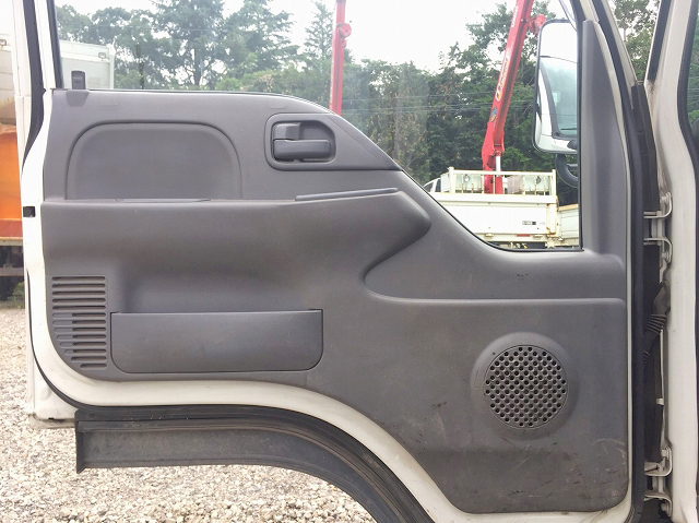 いすゞエルフダンプ小型（2t・3t）[写真15]