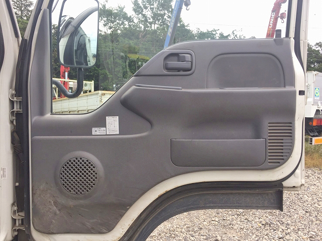 いすゞエルフダンプ小型（2t・3t）[写真16]