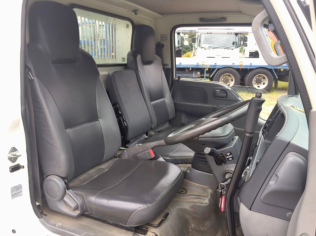 いすゞエルフダンプ小型（2t・3t）[写真18]