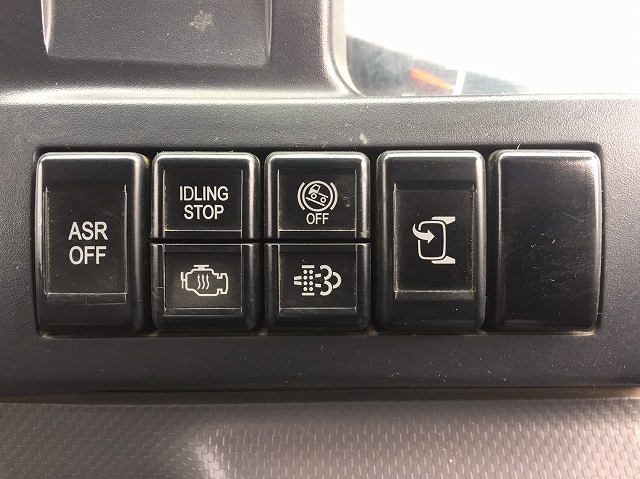 いすゞエルフダンプ小型（2t・3t）[写真25]