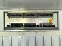 いすゞフォワード冷凍車（冷蔵車）中型（4t）[写真16]