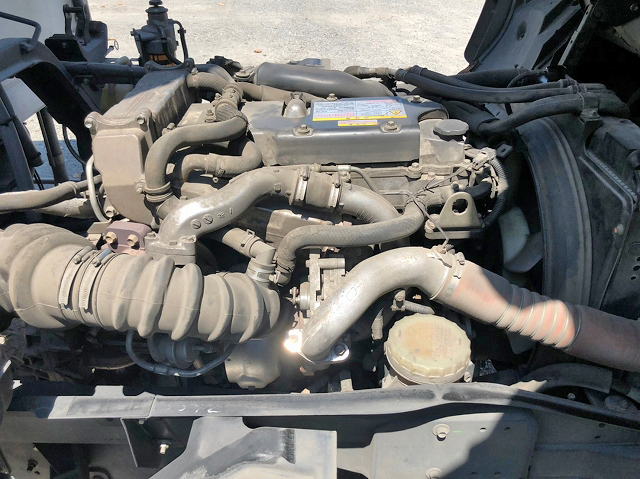 いすゞフォワード冷凍車（冷蔵車）中型（4t）[写真24]