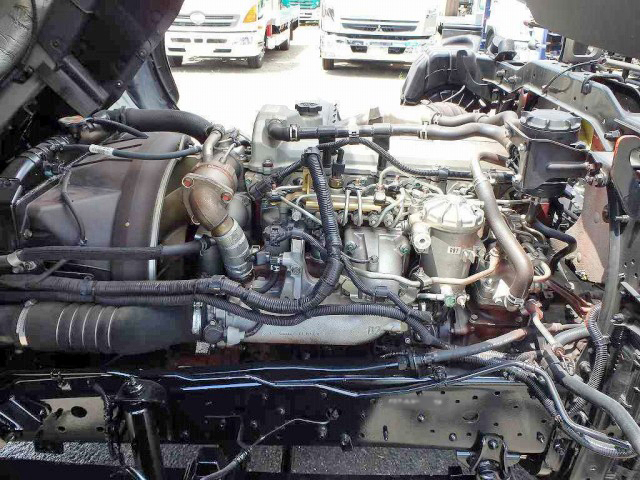 日野レンジャーセルフクレーン3段中型（4t）[写真30]