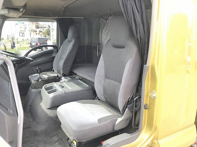 いすゞフォワードクレーン4段増トン（6t・8t）[写真24]