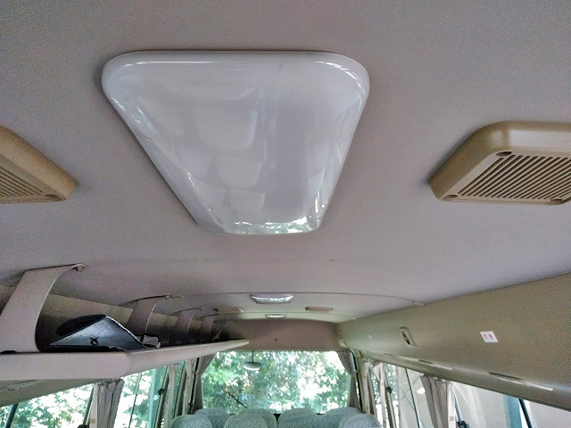 トヨタコースターマイクロバス[写真12]