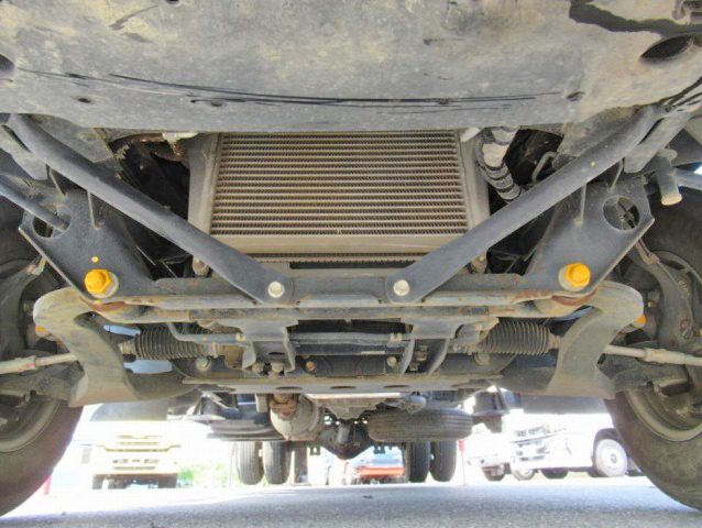 いすゞエルフダブルキャブ・クレーン付小型（2t・3t）[写真25]