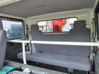 いすゞエルフダブルキャブ・クレーン付小型（2t・3t）[写真36]