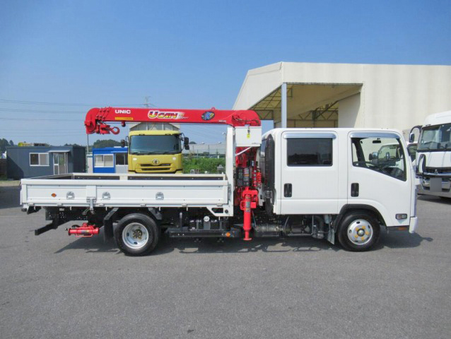 いすゞエルフダブルキャブ・クレーン付小型（2t・3t）[写真06]