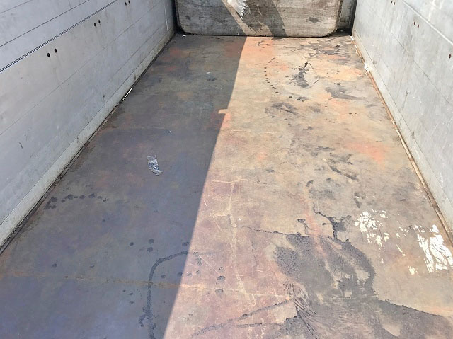 三菱ふそうキャンターアルミブロック小型（2t・3t）[写真11]