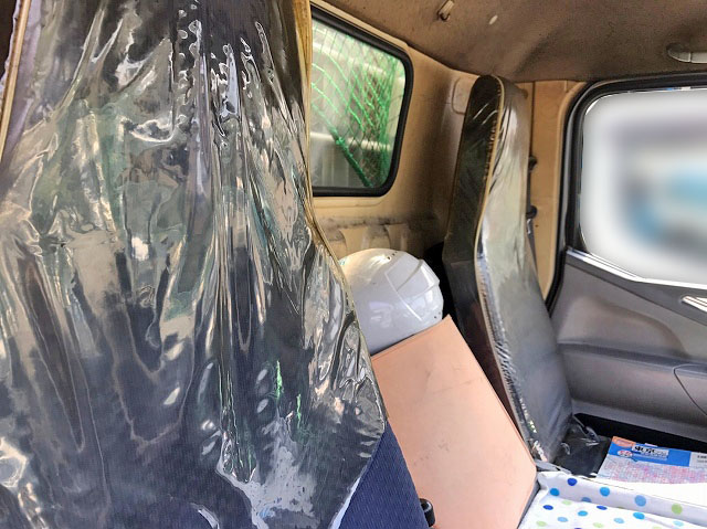 三菱ふそうキャンターアルミブロック小型（2t・3t）[写真19]